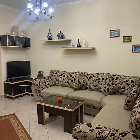 Ilda's House In The Center