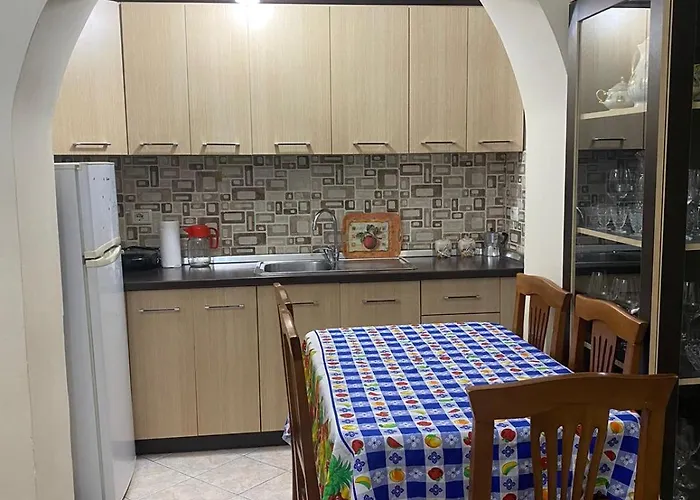 Ilda's House In The Center 公寓
